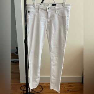 Citizens of Humanity white cropped jeans. Size 31R